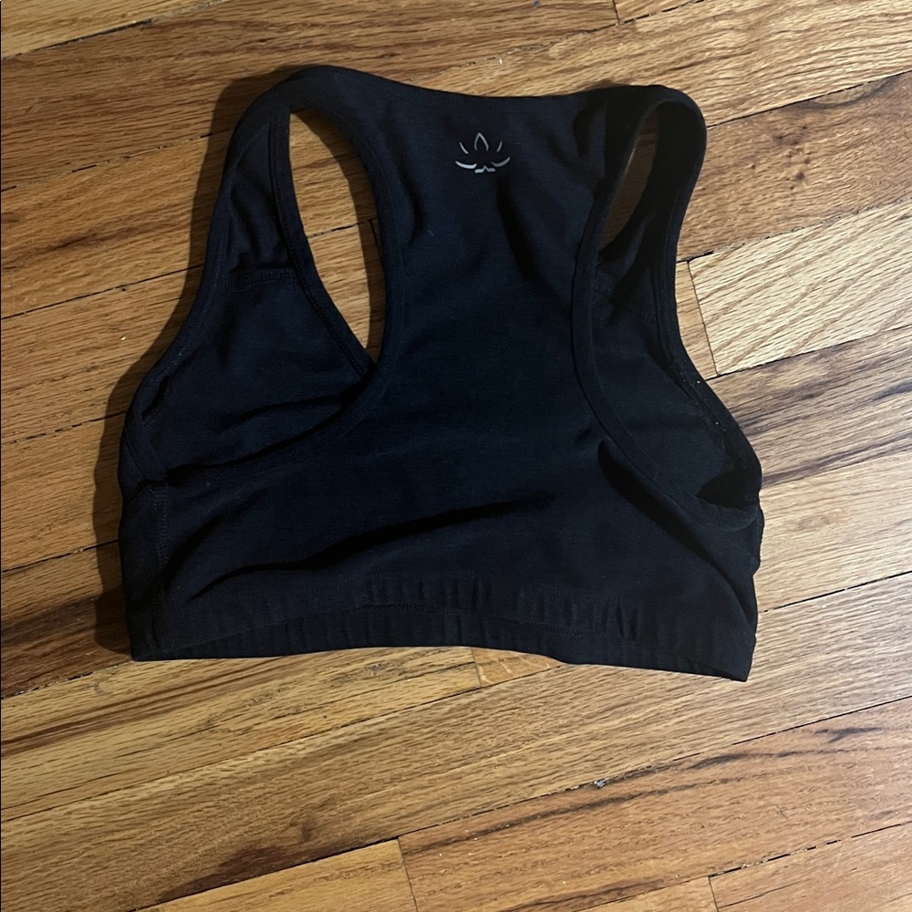 Beyond Yoga Sleek Black Sports Bra - Picture 4 of 4